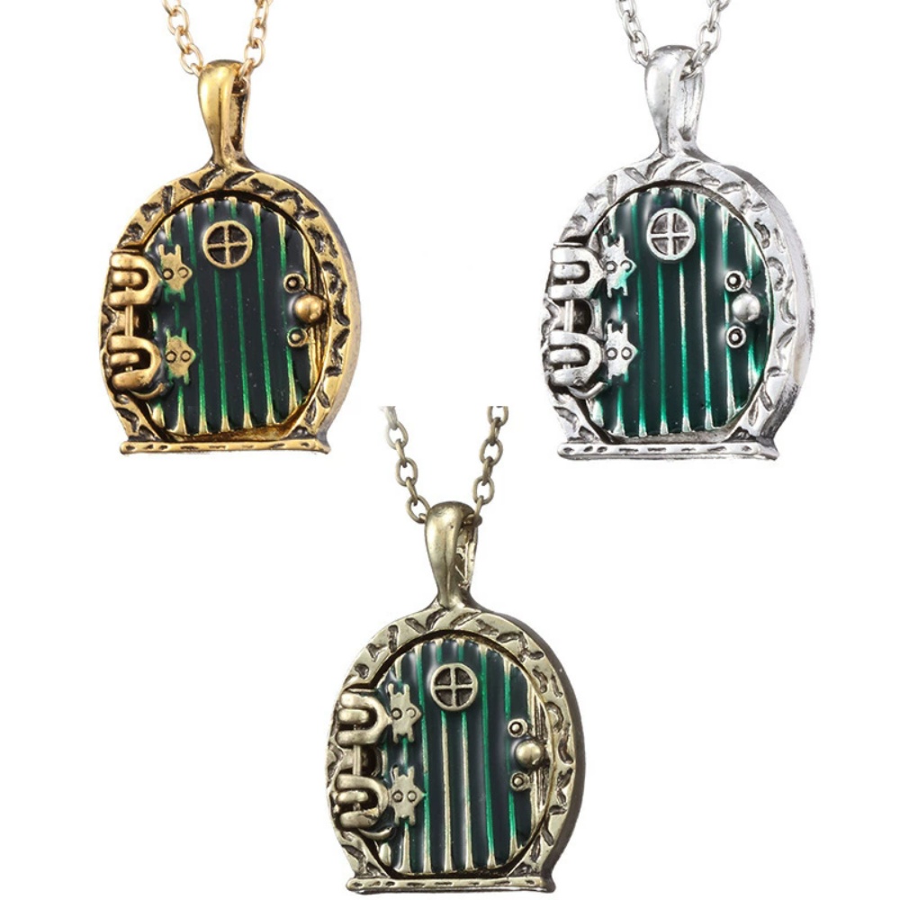 Vintage Fashion Houses - Liontin Pintu Hijau Jimat Film Kalung