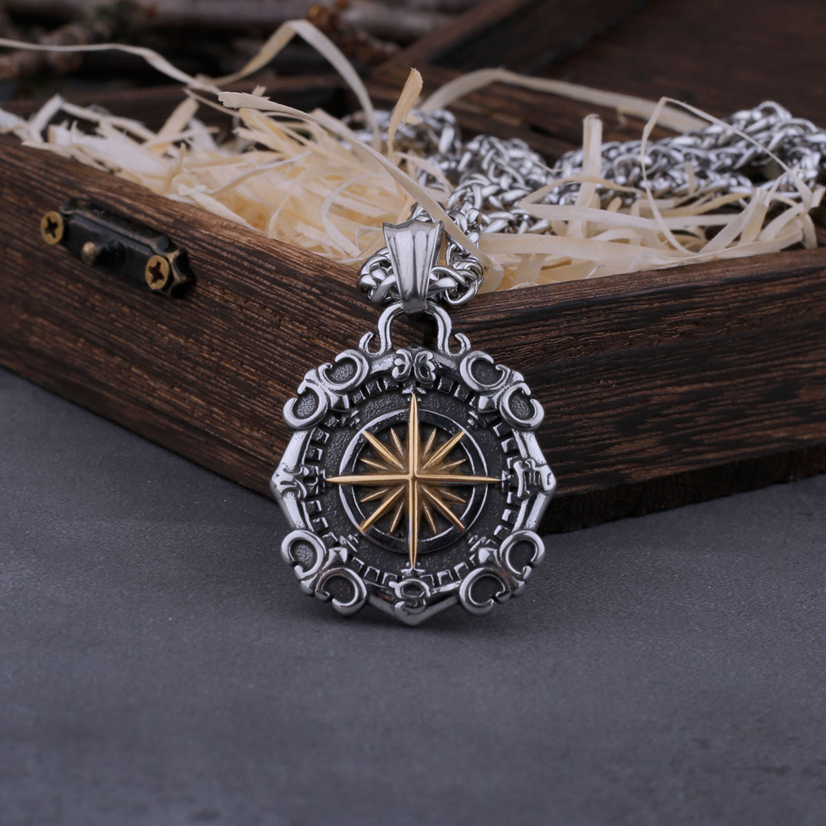 Vintage Fashion Boutique - 316L Kalung Kompas Bintang Laut Viking,