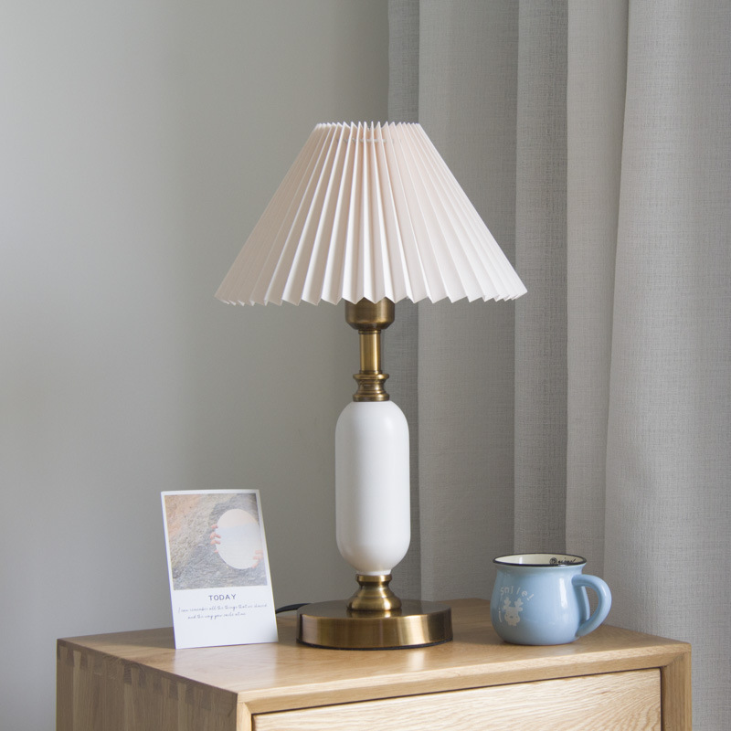 Lampu Meja Kamar Tidur Mode Ru - Vintage Fashion Eu ulasan dan harga