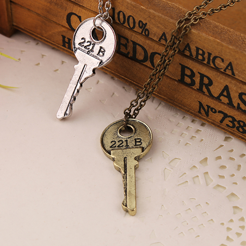 Sherlock 221b Kalung Kunci Rum - Vintage Fashion Houses ulasan dan harga